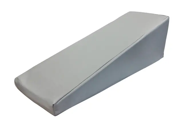 VitalBase Støttepute Kileform medium 58 x 20 x 20 /3 cm pute 