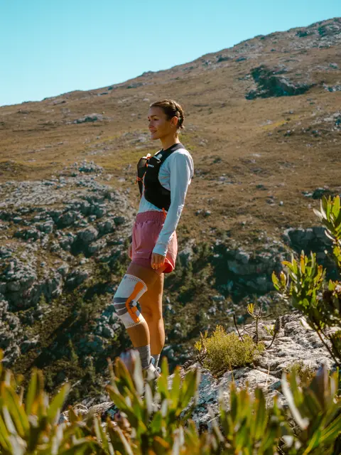 Bauerfeind Outdoor Knee Support Medium 