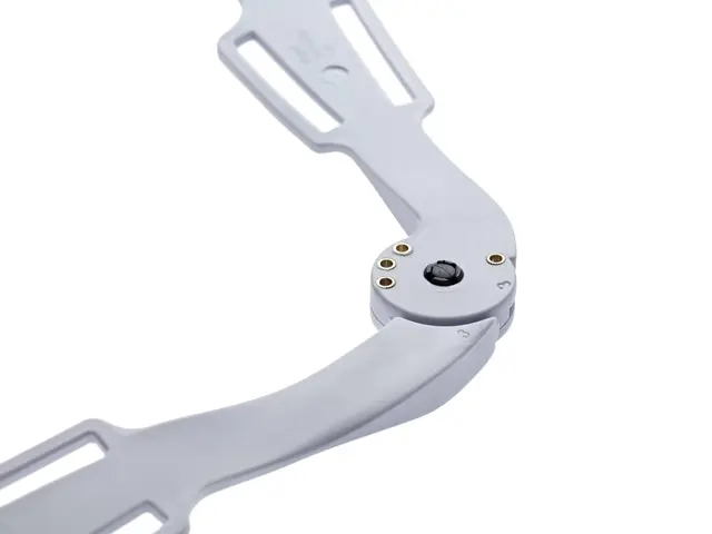 Bauerfeind GenuTrain S Pro Titan Høyre Str. 4 