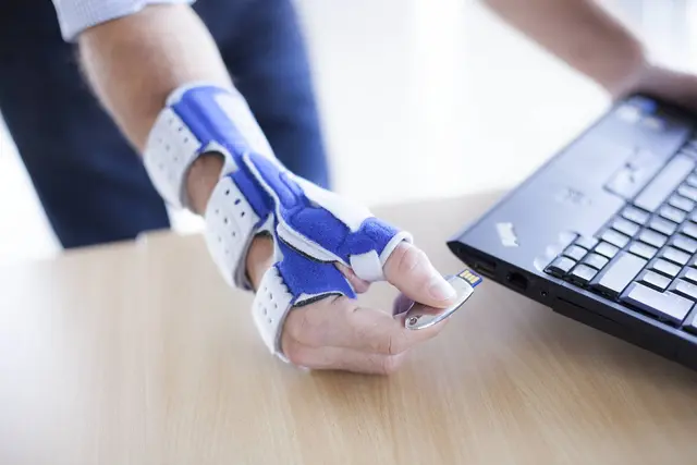 Bauerfeind ManuLoc Str. 0 Titan 