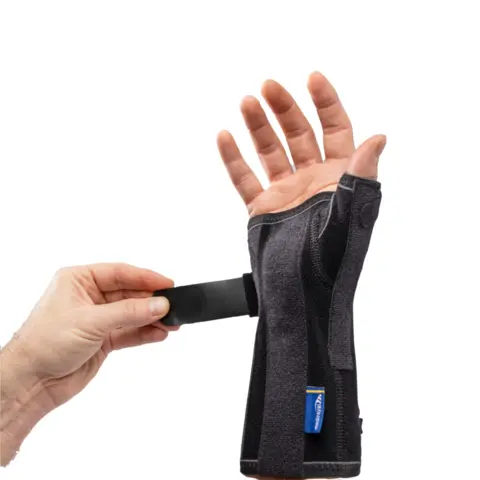 Mediroyal Ventus Lace-Up Wrist And Thumb