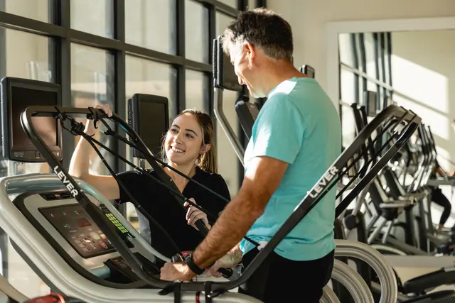 LEVER m/ Medium Shorts 