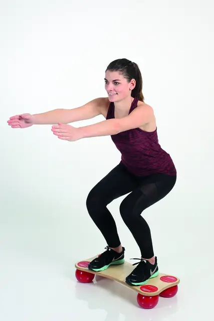 Togu Balanza Ballstep Mini Størrelse 64 x 34 x 14 cm. Vekt 2.900g 