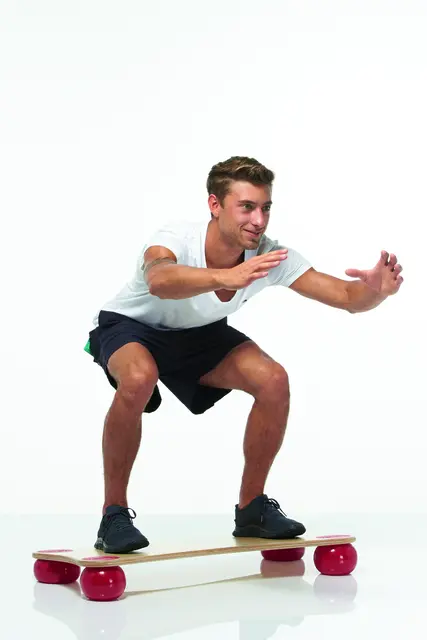 Togu Balanza Ballstep Size 89 x 43 x14 cm. Weight 5150g 